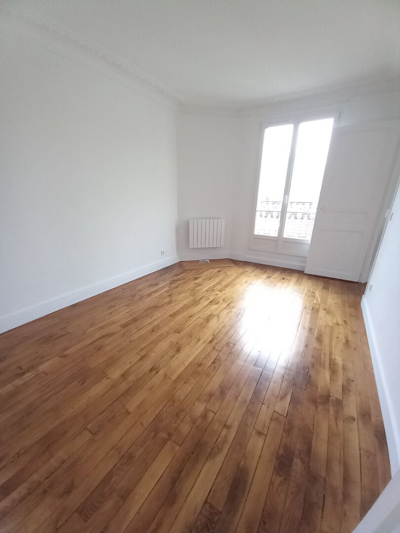 Appartement Rue de la Croix Nivert à Paris