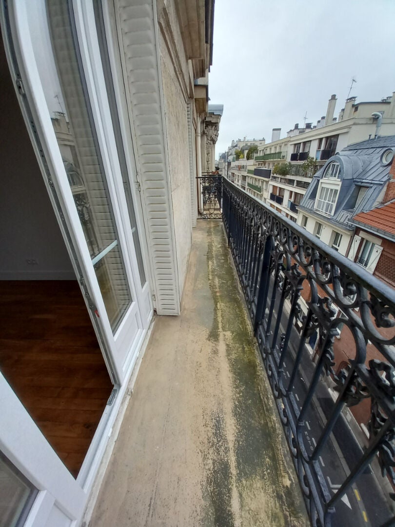 Appartement Rue de la Croix Nivert à Paris