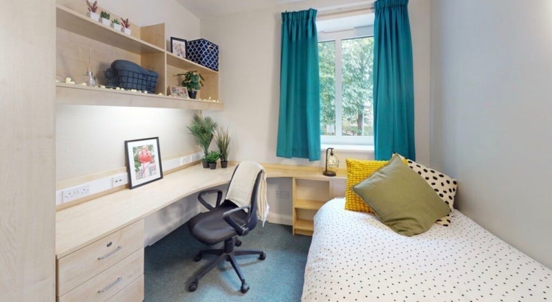 Room Turnpike Lane in Nottingham