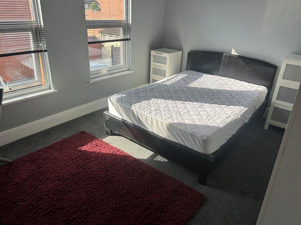 Room Priory Street in Coventry