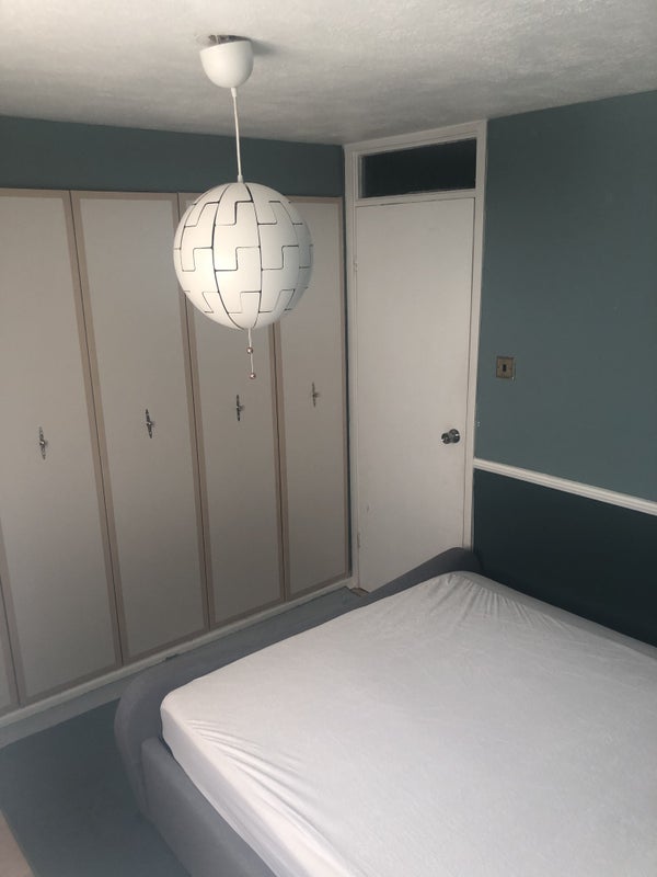 Room Goose Square in Greater London
