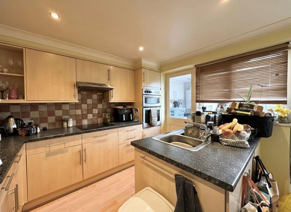 House Buttermer Close in Waverley