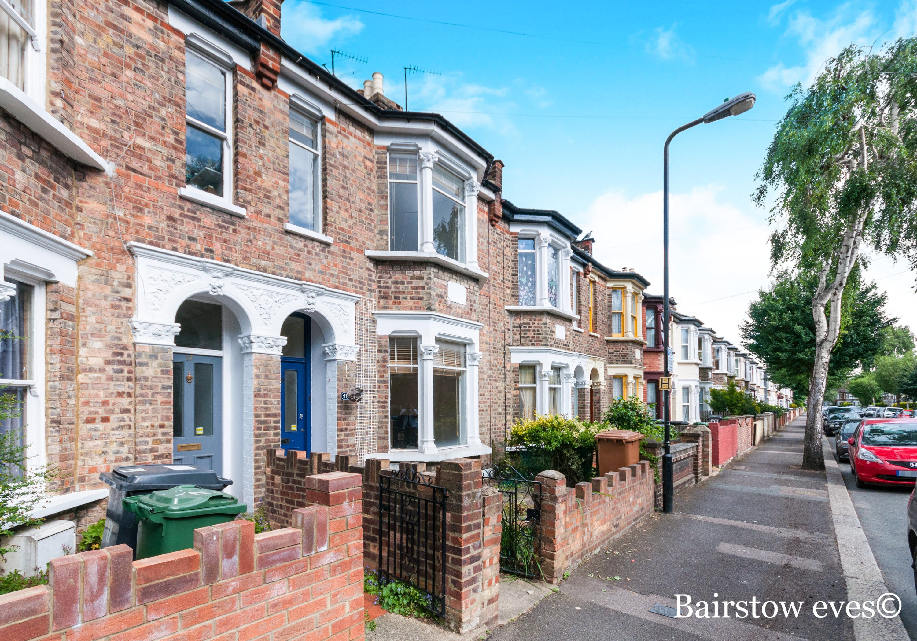 House Lansdowne Road in Greater London