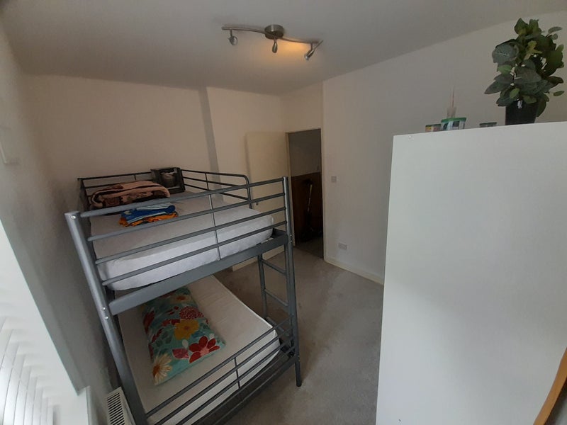 Room Wembley Hill Road in Greater London