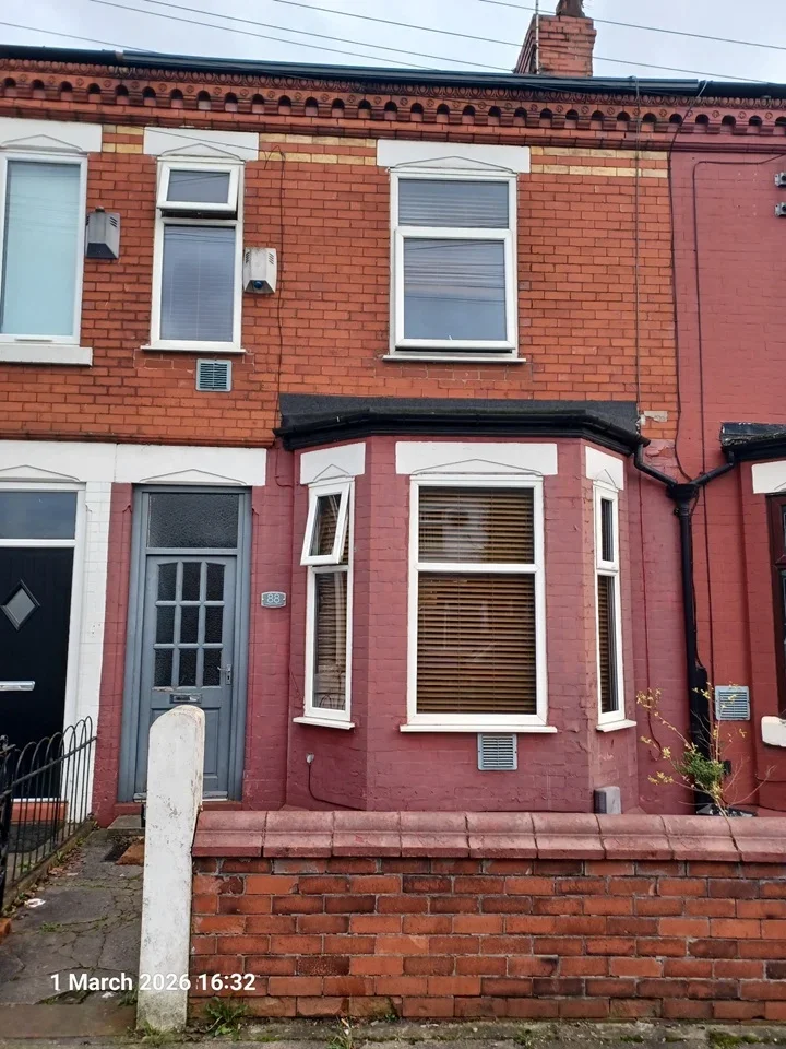 House Laburnum Road in Tameside