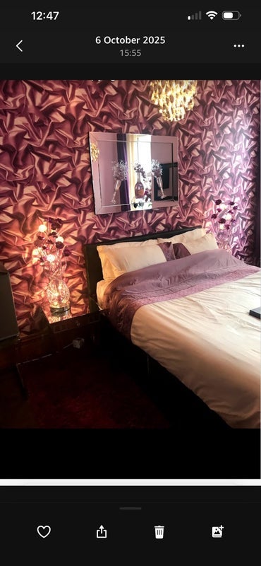Room Woodfield Road in Blackpool