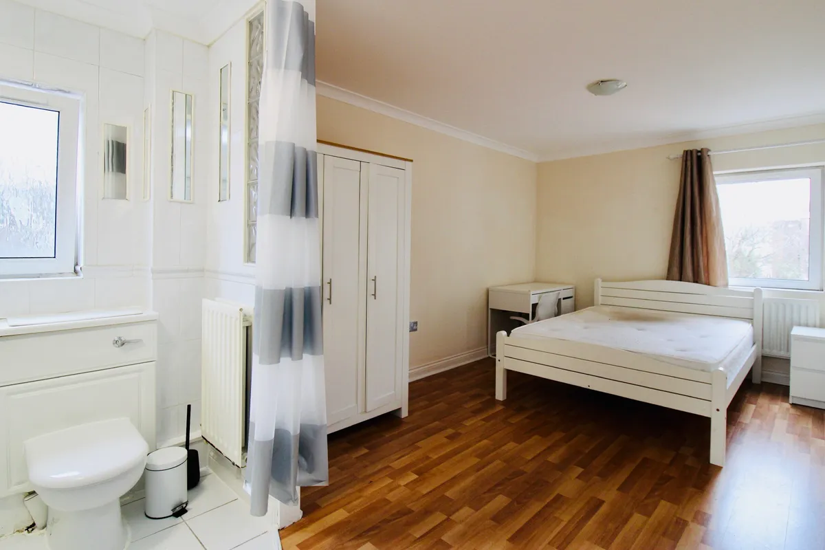 Flat Lansdowne Road in Hove