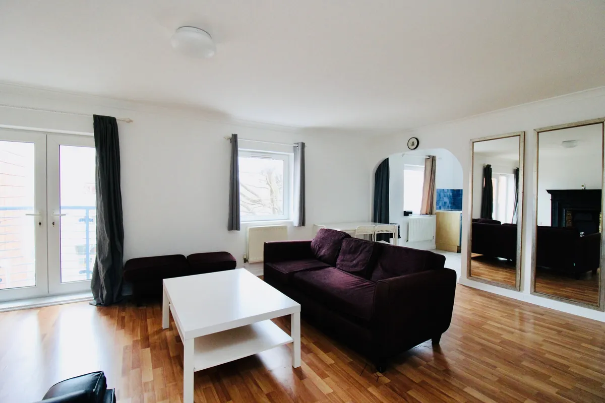 Flat Lansdowne Road in Hove