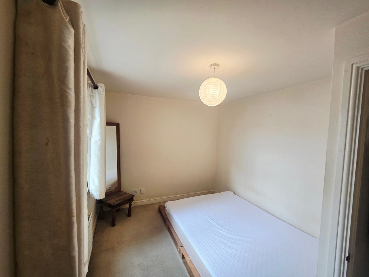 Flat Sandy Lane in Oxford