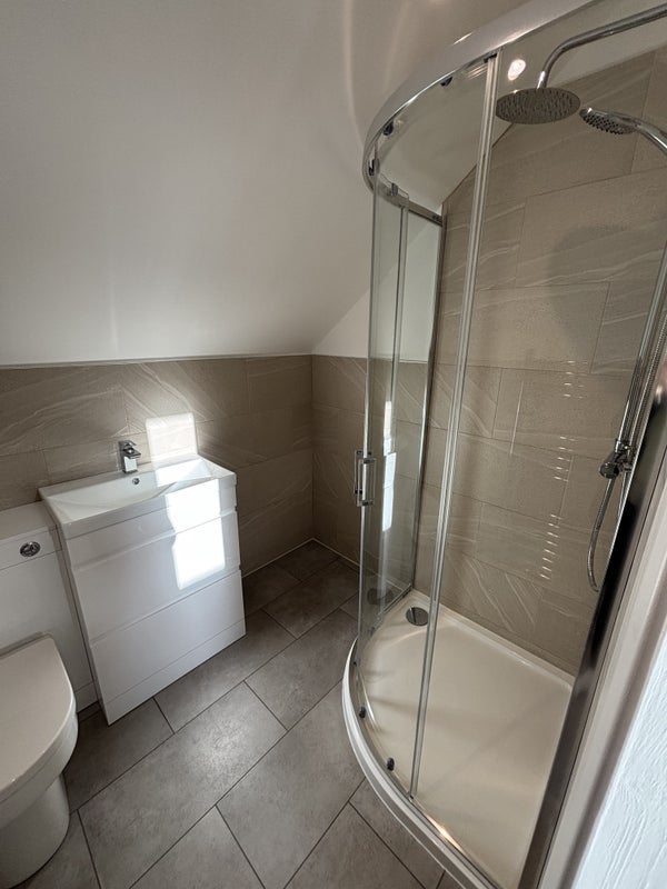 Room Long Ing Lane in Borough of Pendle