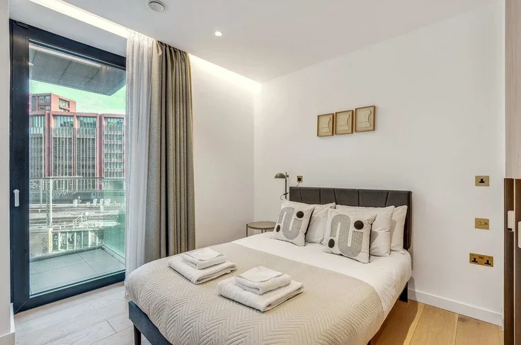 Flat Camley Street in Greater London