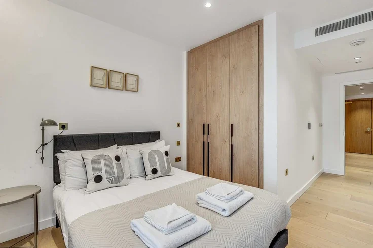 Flat Camley Street in Greater London