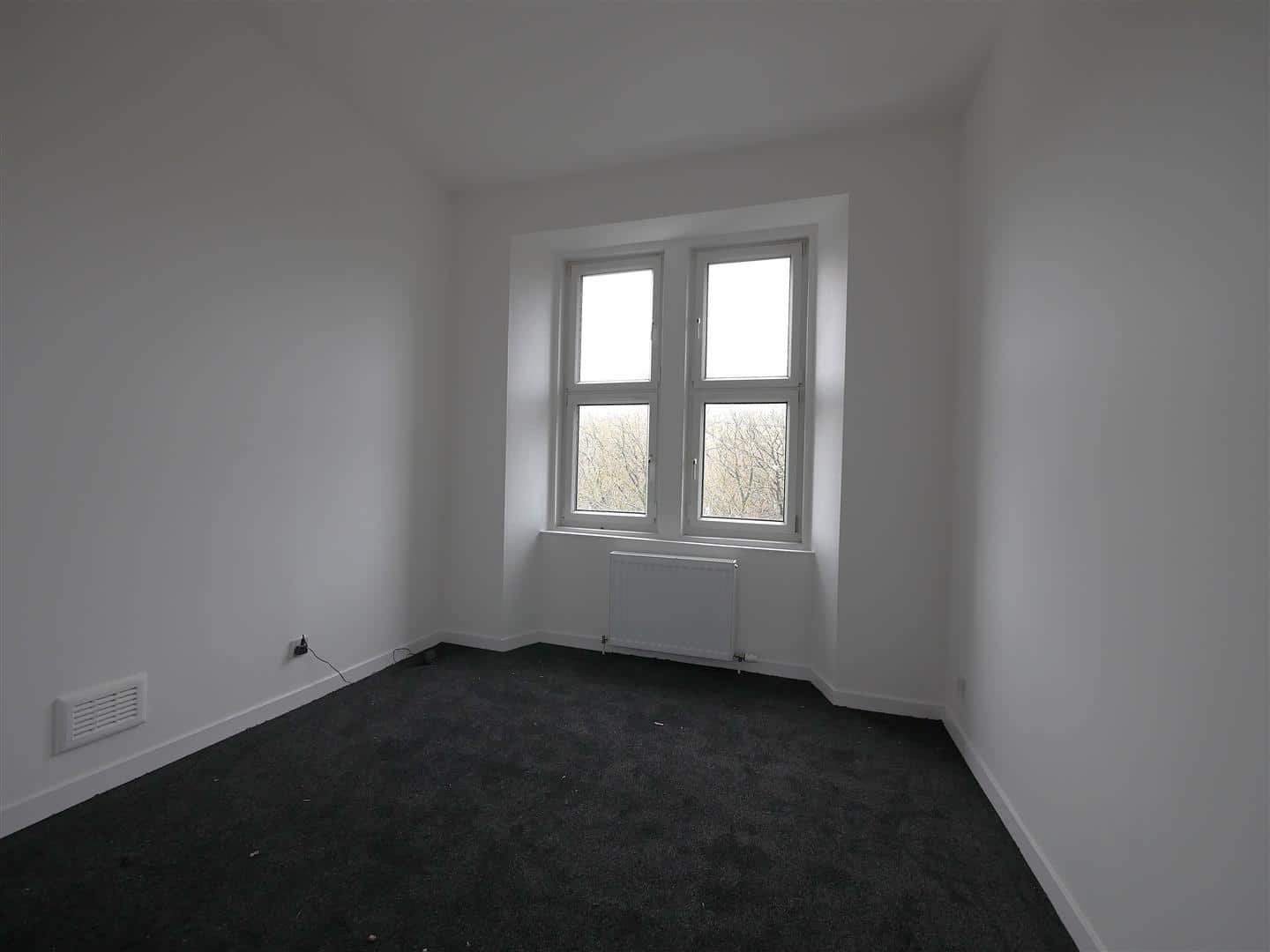Flat Leyden Gardens in Glasgow