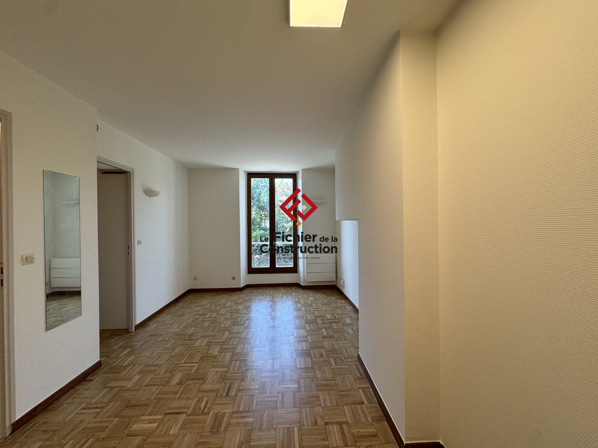 Flat Sentier de la Mémoire et de la Paix in Grenoble