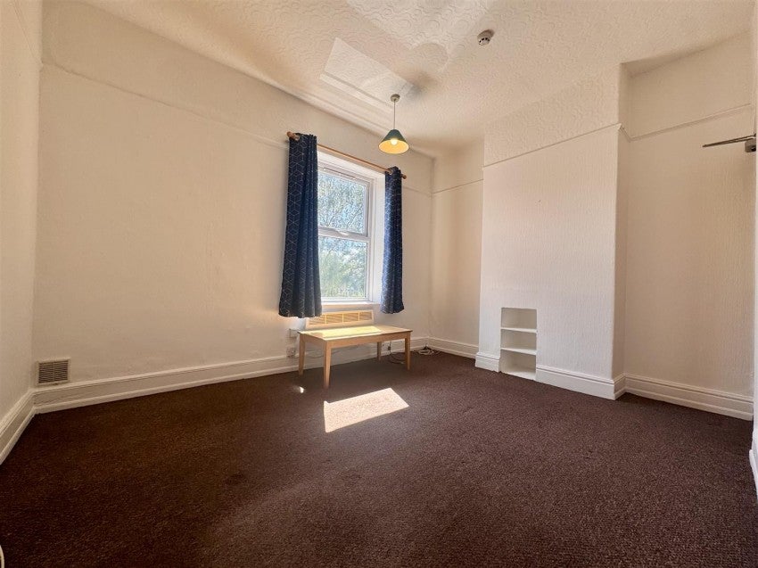 Flat Leeman Road in York