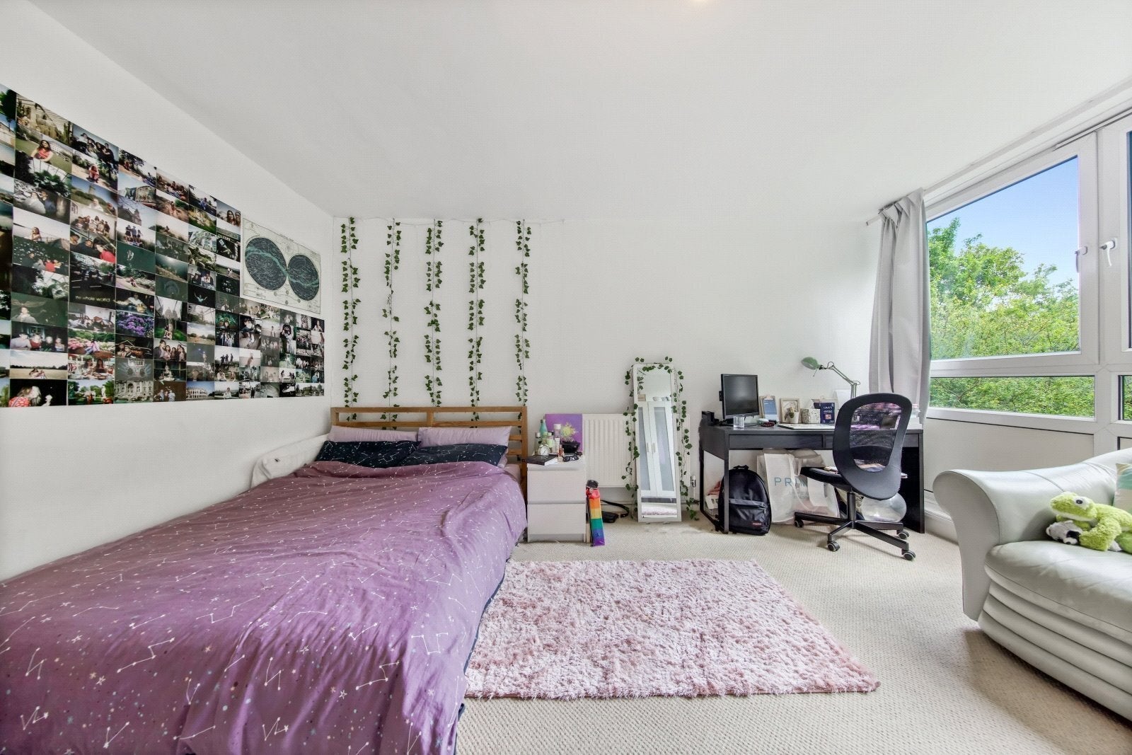 Flat Clarence Gardens in Greater London