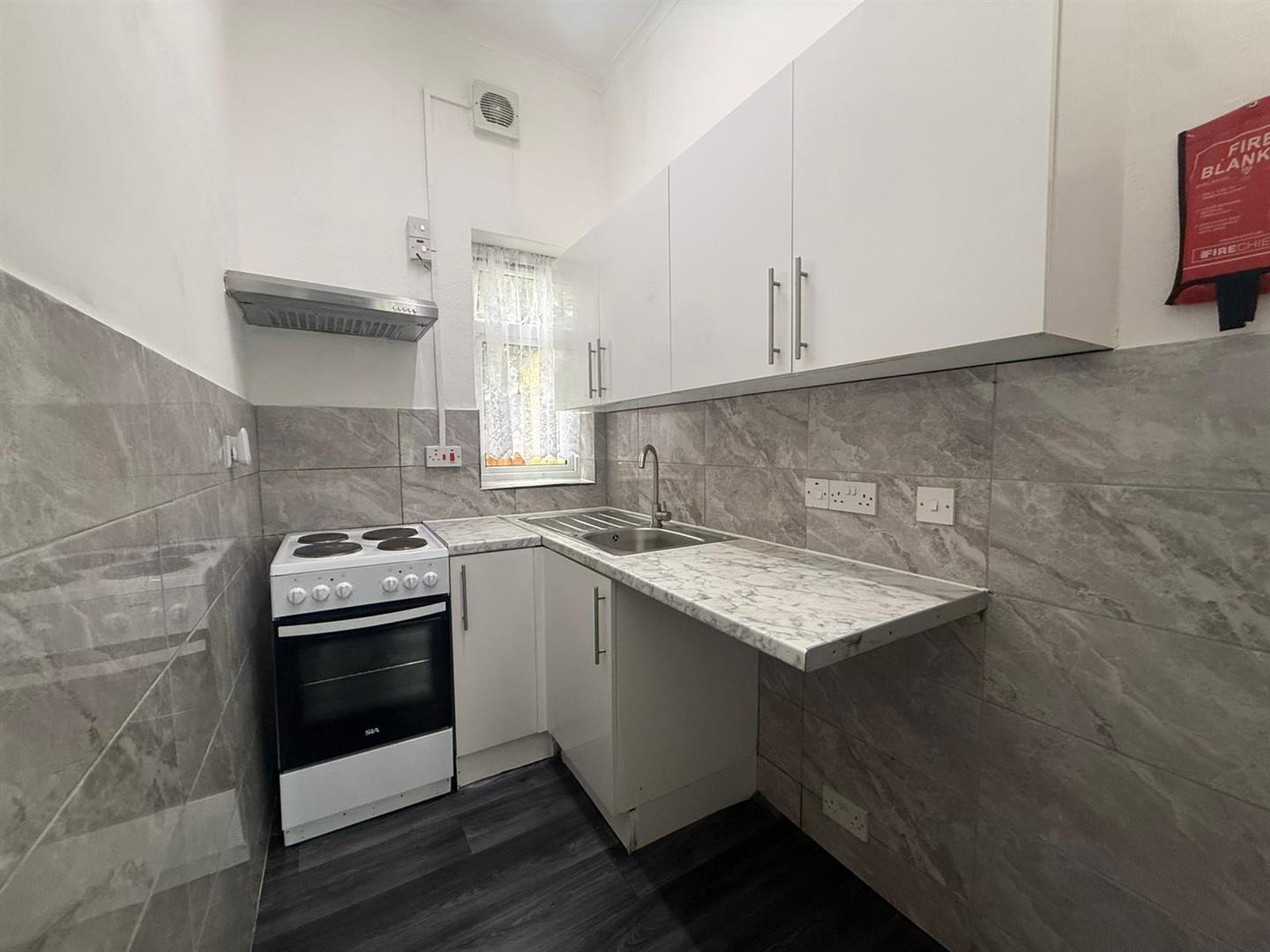 Flat Windsor Road in Greater London
