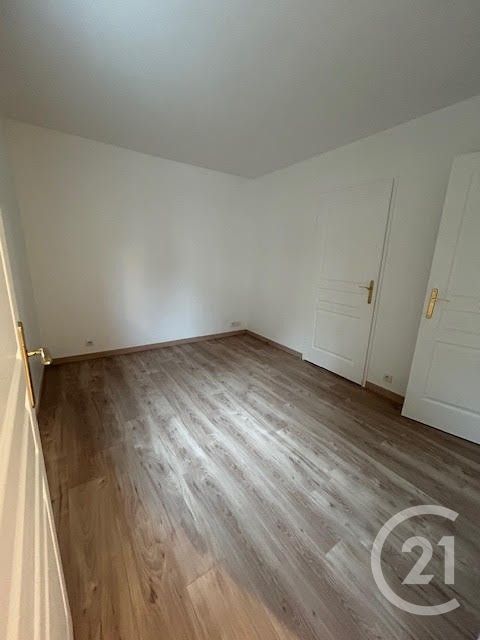 Appartement Rue du Contrat Social à Asnières-sur-Seine