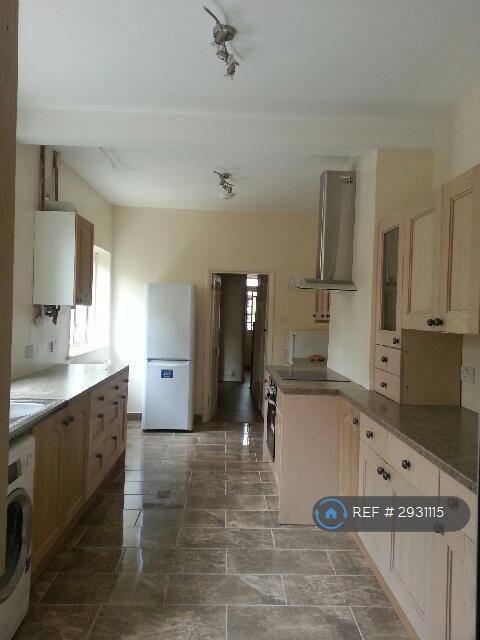 Room Waddon Park Avenue in Greater London