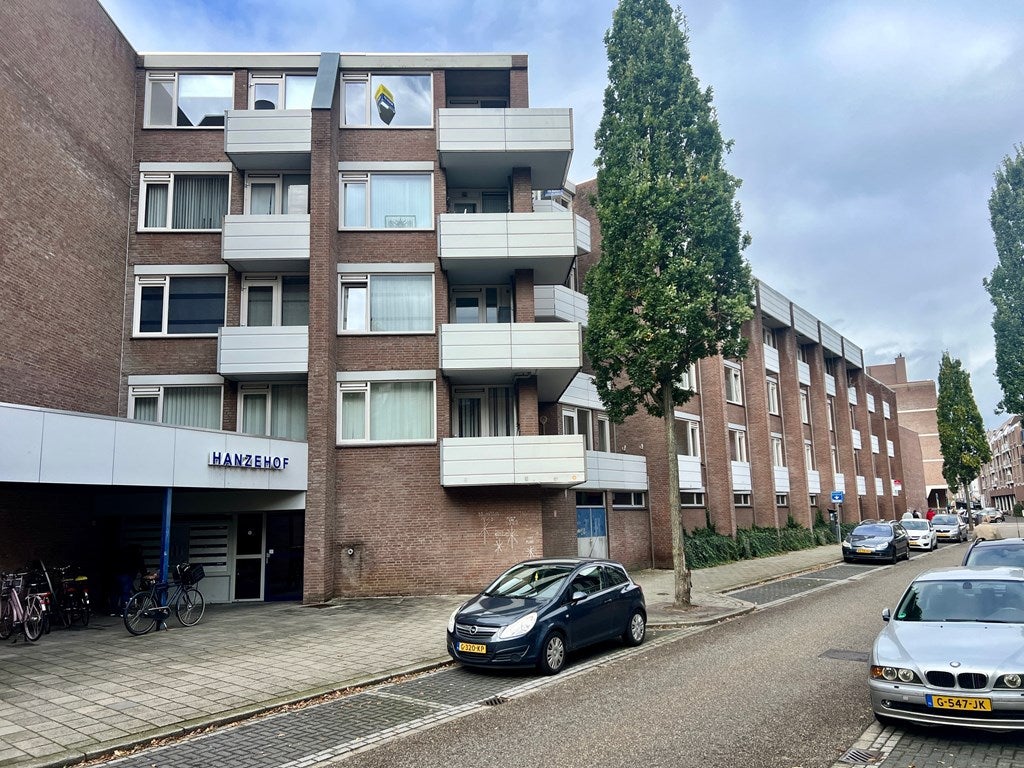 Flat Mariagardestraat 323 in Roermond