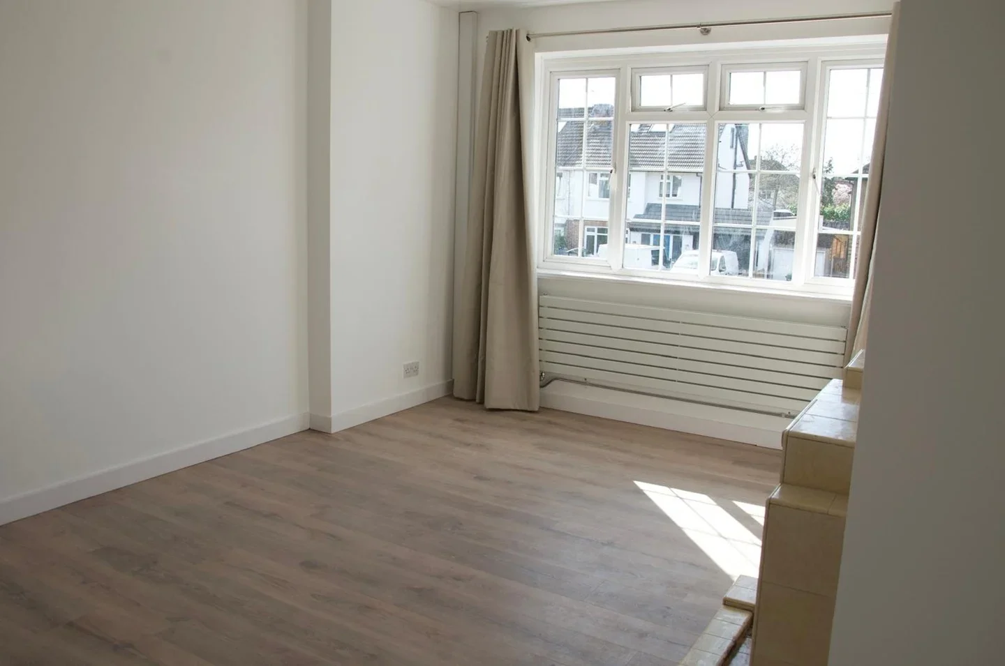 Flat Angel Road in Elmbridge