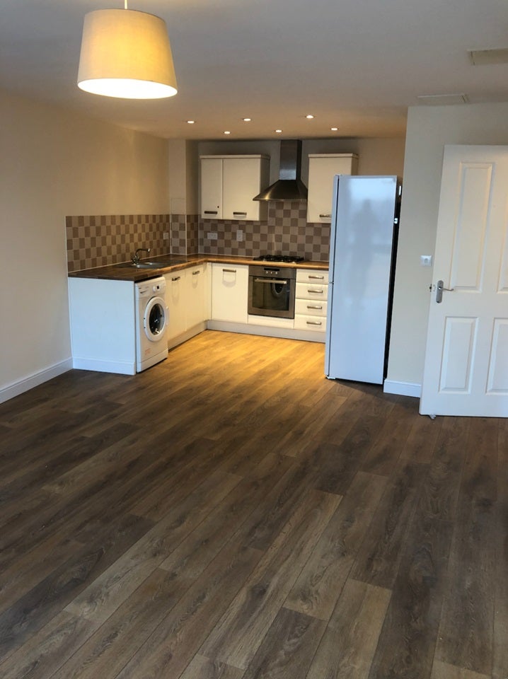 Flat Clifford Way in Maidstone