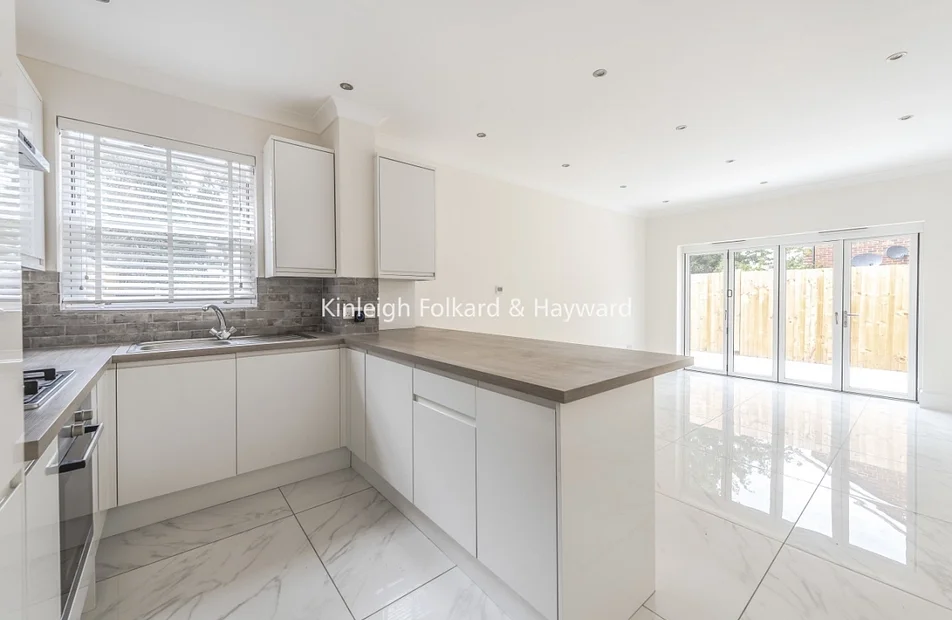 Flat Bargery Road in Greater London