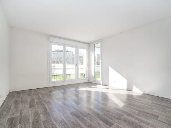 Flat Rue Édouard Benes in Chalon-sur-Saône