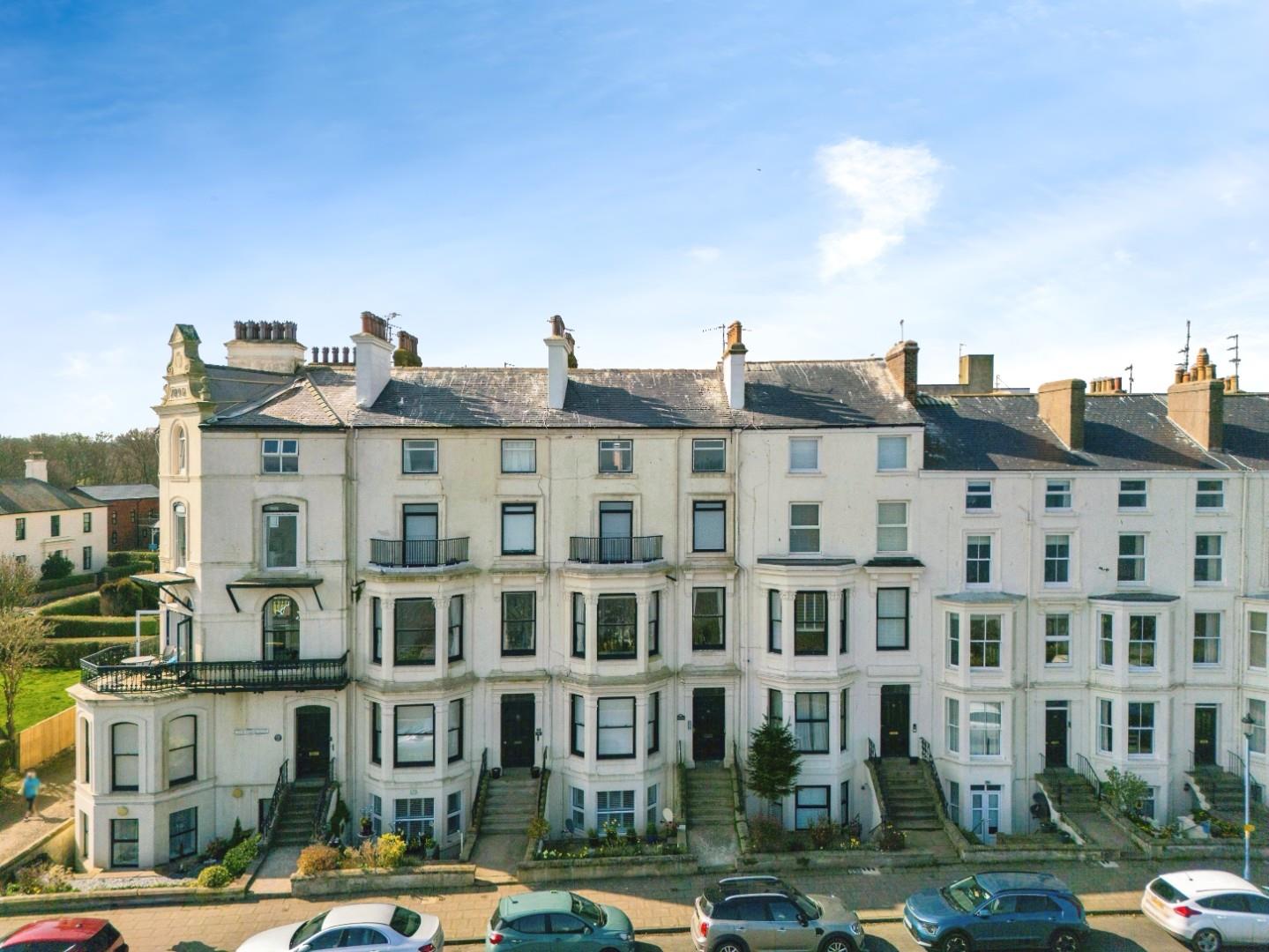 Flat The Crescent in Filey
