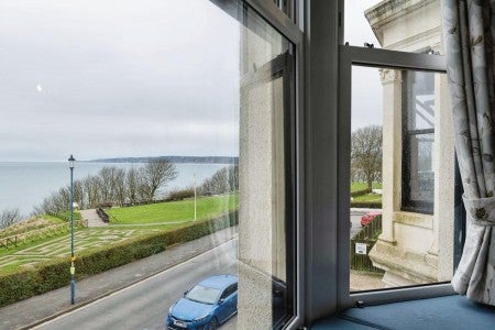 Flat The Crescent in Filey