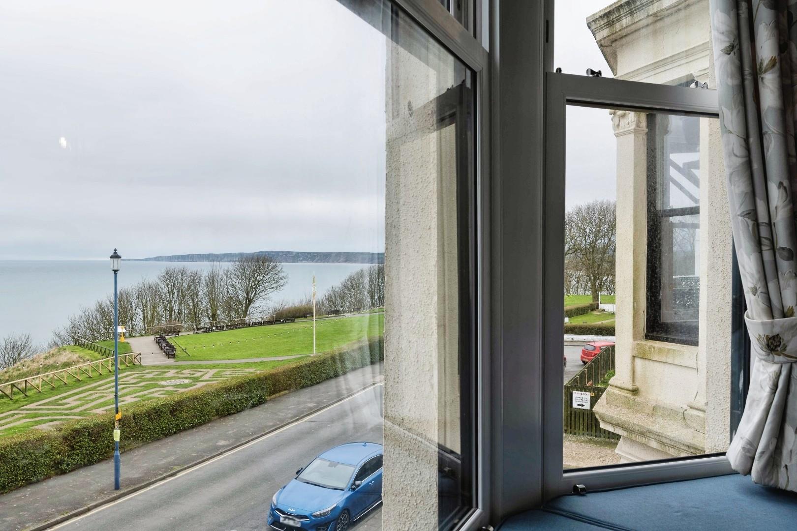 Flat The Crescent in Filey
