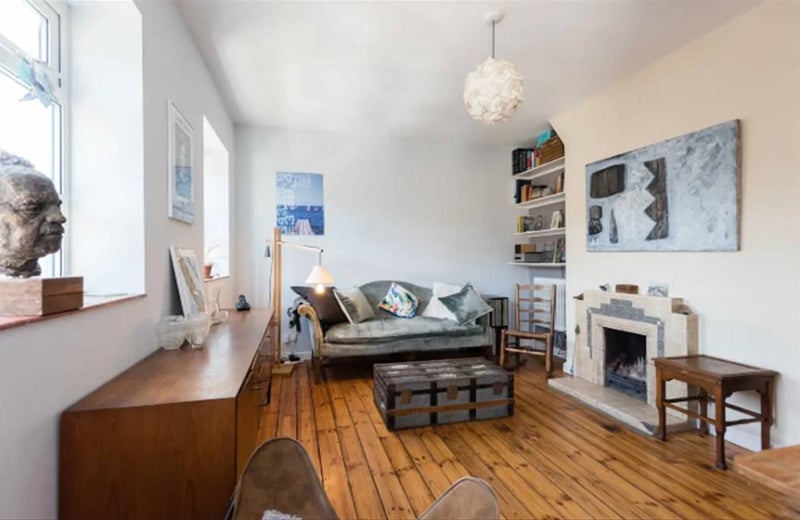 Flat Valentine Place in Greater London
