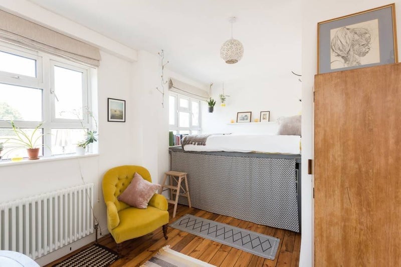 Flat Valentine Place in Greater London