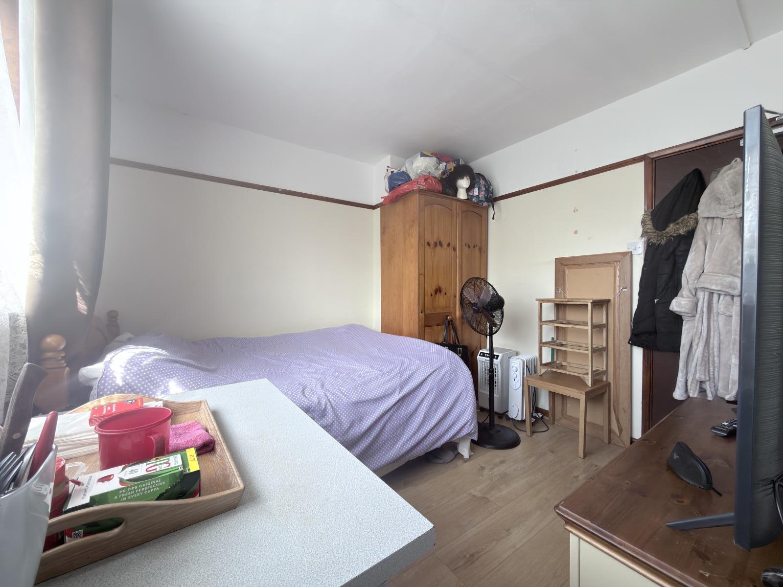 Room Titchfield Road in London
