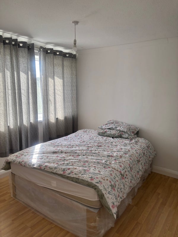 Flat Abbotswood in Yate