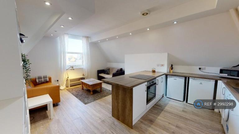 Room Linthorpe Road in Middlesbrough