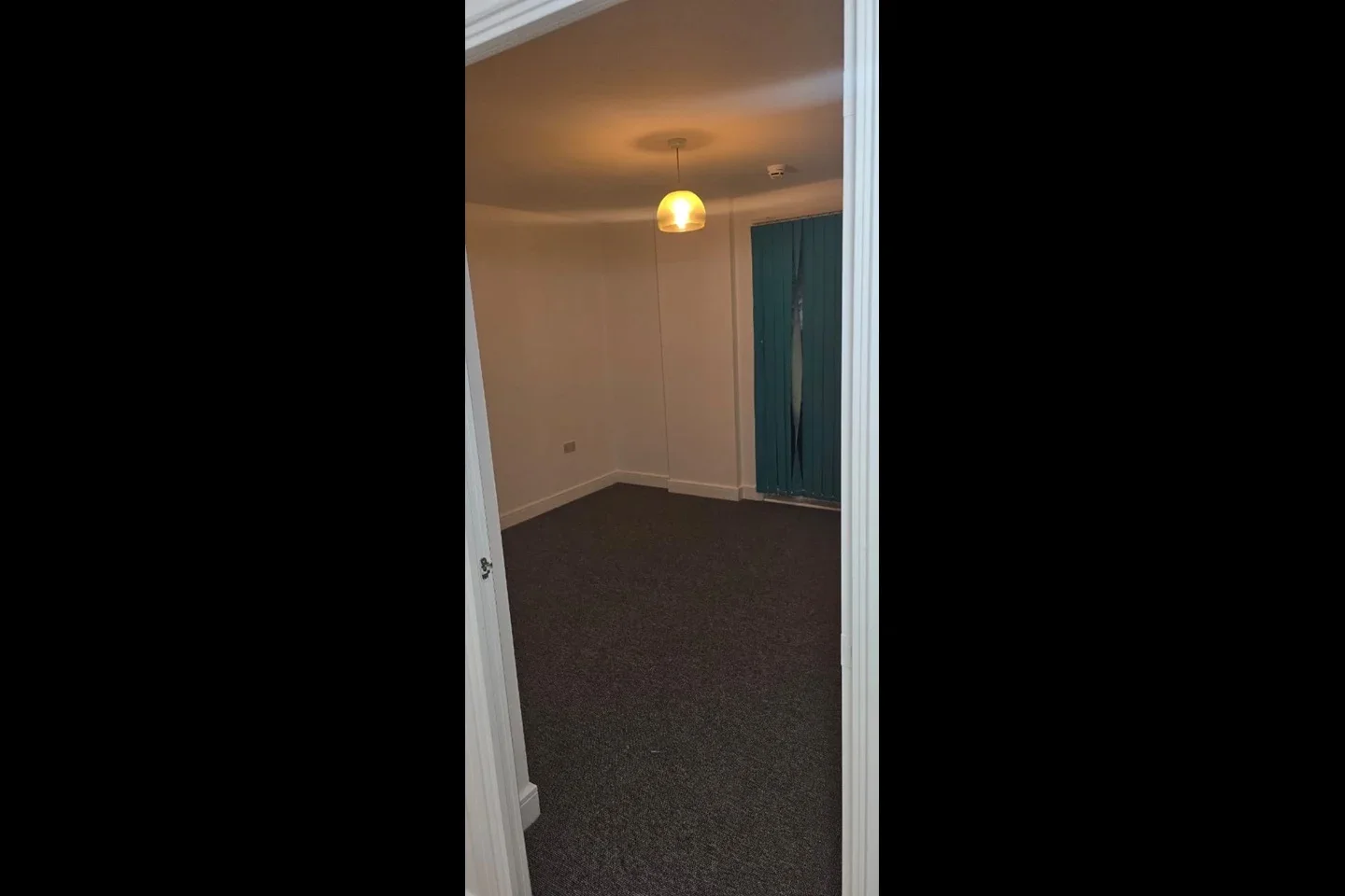 Flat Buntingbridge Road in Greater London