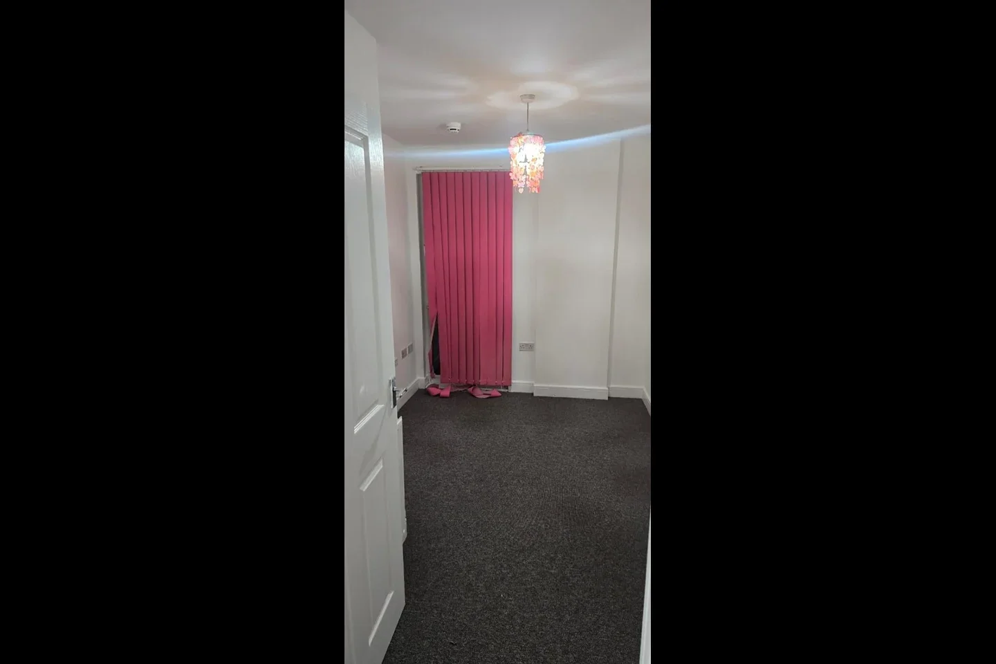 Flat Buntingbridge Road in Greater London