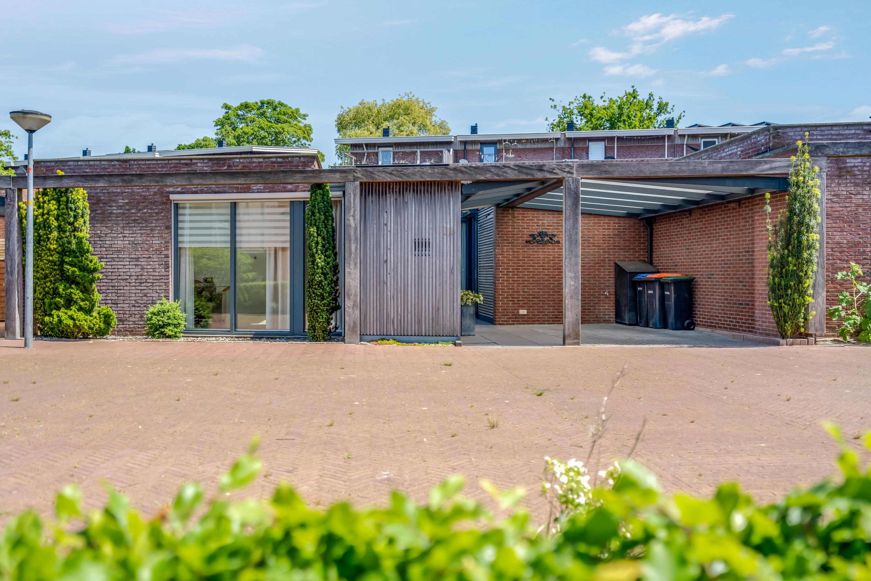Huis Vestdijkhof 5 in Steenwijk