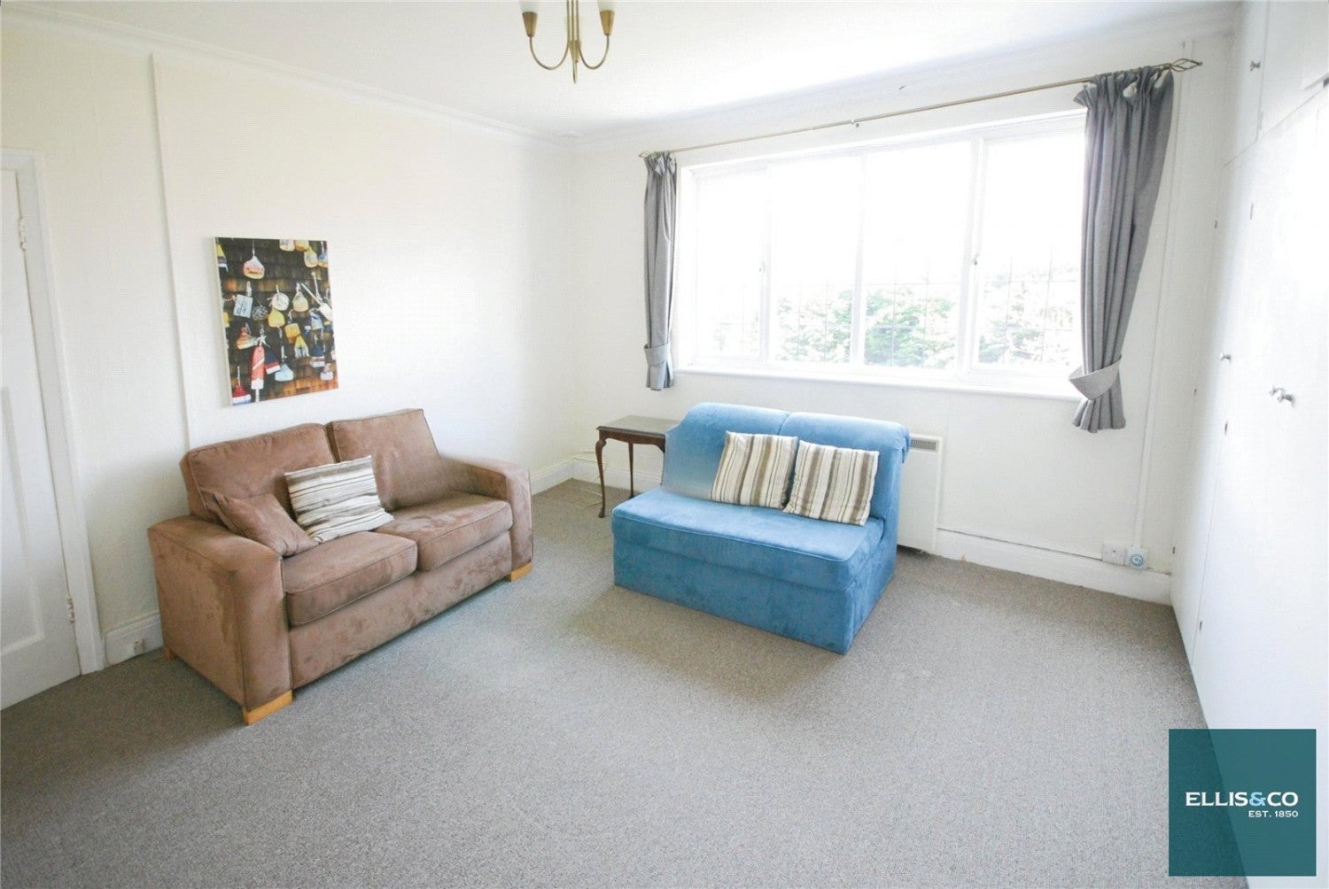 Flat Armitage Road in Greater London