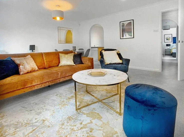 Flat Poppy Place in Wokingham