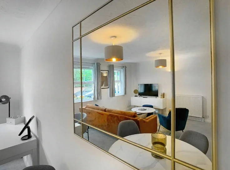 Flat Poppy Place in Wokingham