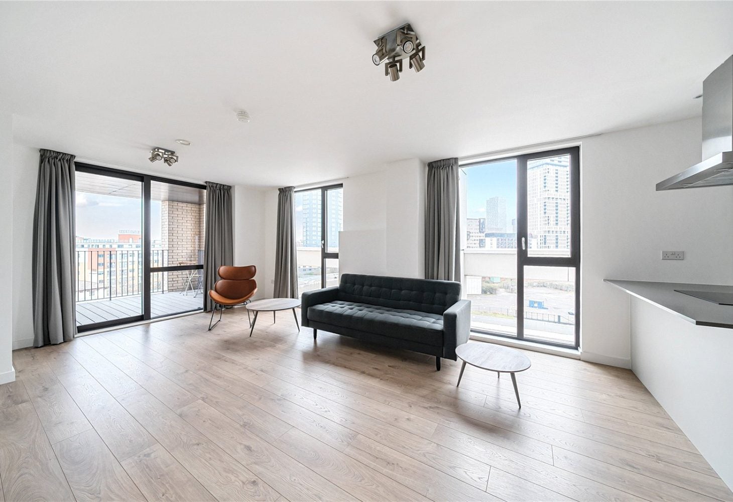 Flat Leyton Road in Greater London