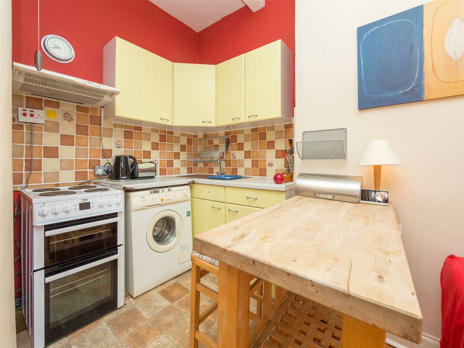 Flat Albion Road in City of Edinburgh