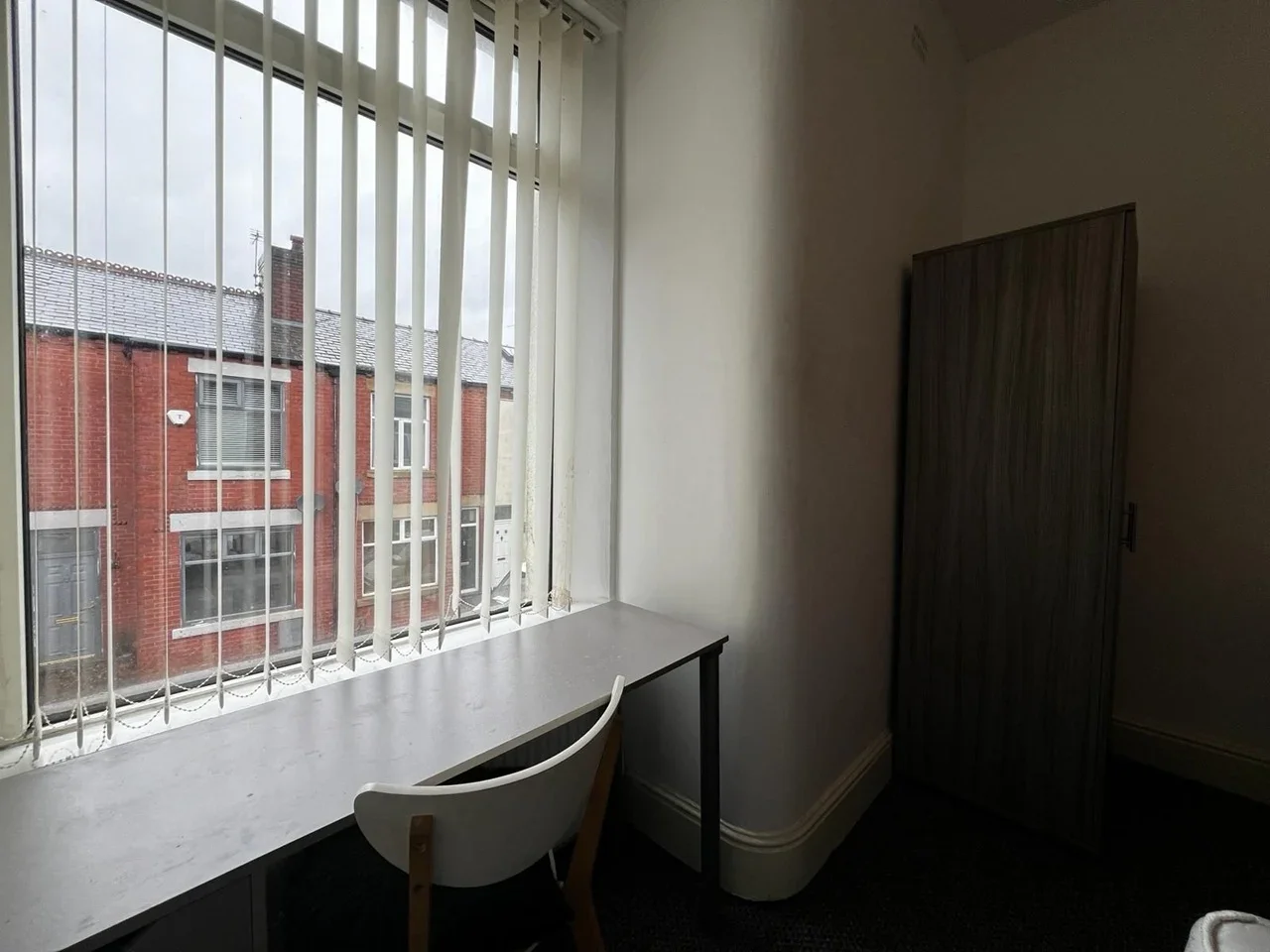 Room New Barton Street in Salford