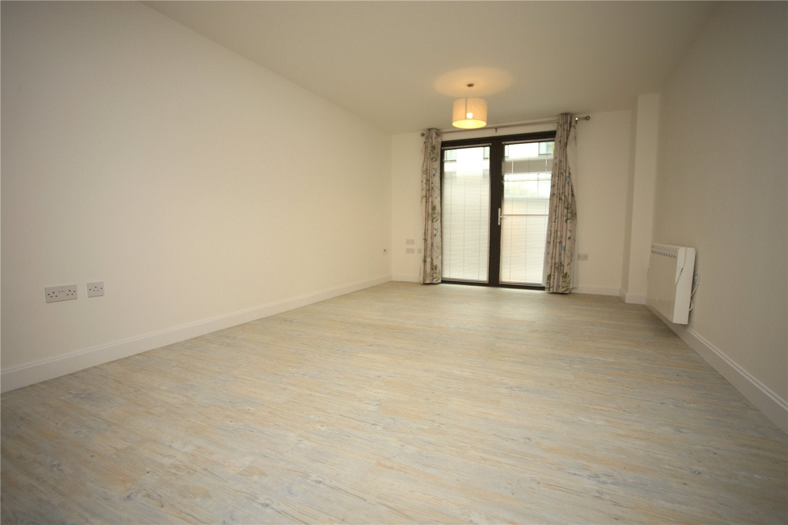 Flat Honeybourne Way in Cheltenham
