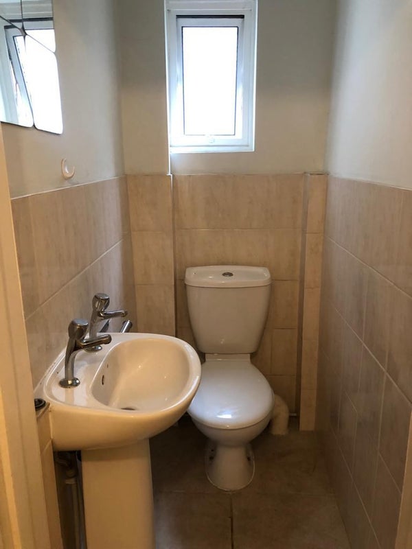 Room Hartland Road in Greater London
