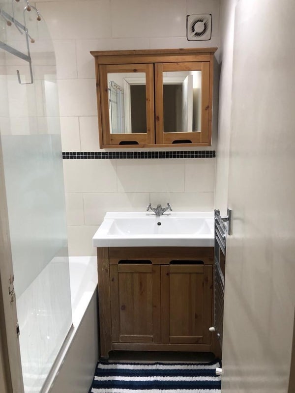 Room Hartland Road in Greater London