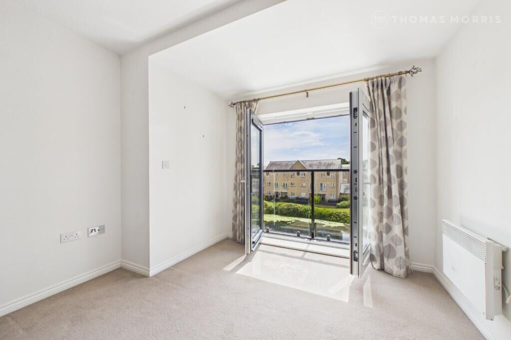Flat Samuel Jones Crescent in Huntingdonshire