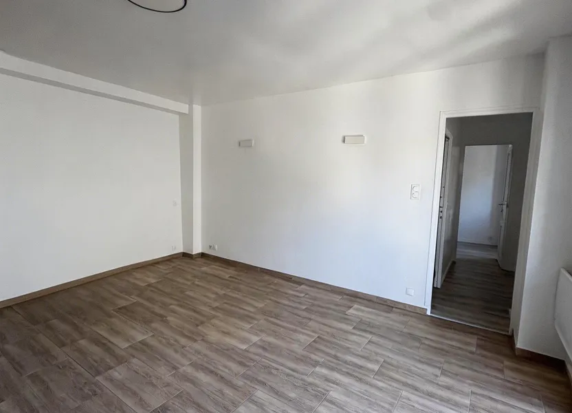 Appartement Rue Lacazette à La Courneuve